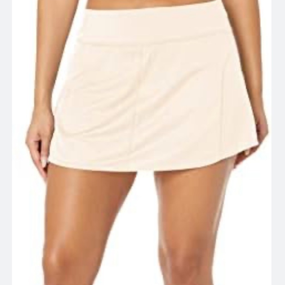 Gilly Hicks Go Recharge Active Tennis Skirt Skort Cream Medium